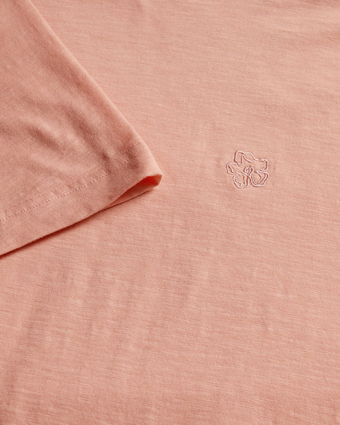 LINVER-Tops-Short Sleeve T Shirt You Can Never Have Enough Tees, And Linver Is No Exception. With Its Classic Shape, This Cotton T-Shirt Is Perfect For Layering, And The Embroidered Magnolia Motif Keeps It Refined Enough To Wear Alone With Just A Pair Of Shorts And Sneakers On Warmer Days.- Ted Baker Romania